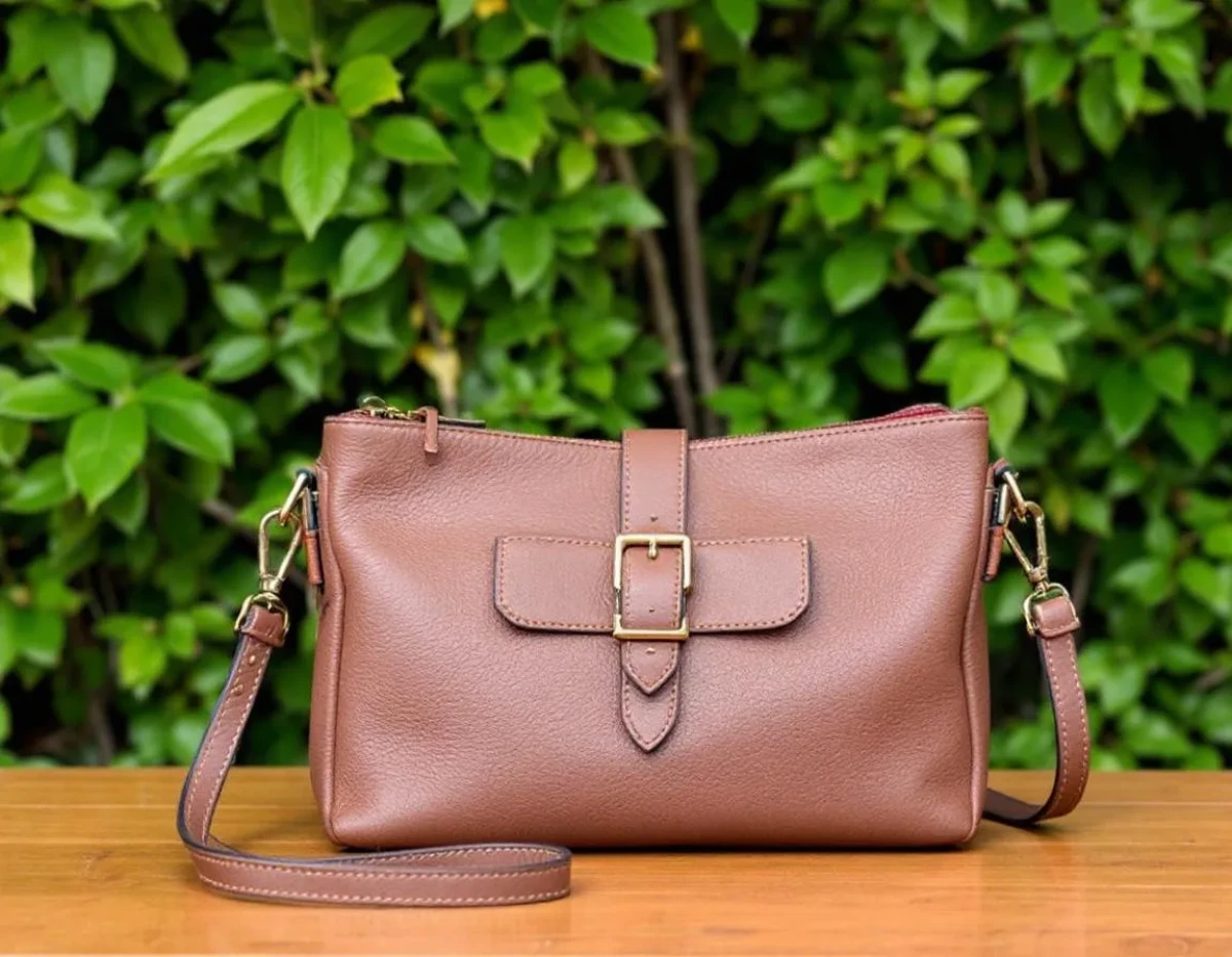 Développer une marque de sacs bandoulière en cuir écoresponsable